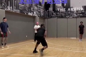 又一幅名画！火箭推快攻，东契奇和詹姆斯都没回防，同时看向裁判